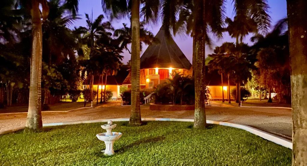 sunset villa diani