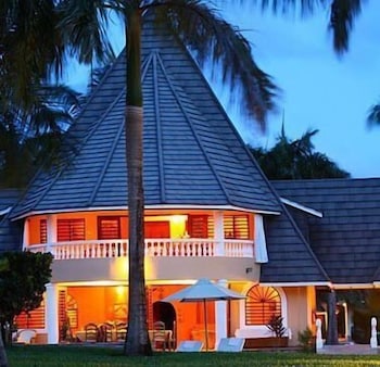 sunset villa diani