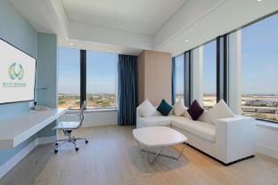 garden lane meilan airport