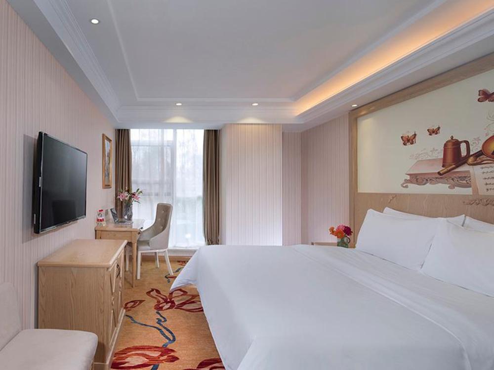 vienna hotel jinan quancheng road daming lake