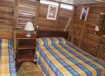 secret cabins at firefly beach