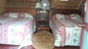 secret cabins at firefly beach