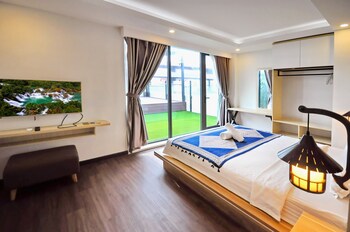 holi sky homes by the beach