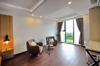 holi sky homes by the beach