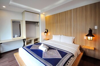 holi sky homes by the beach