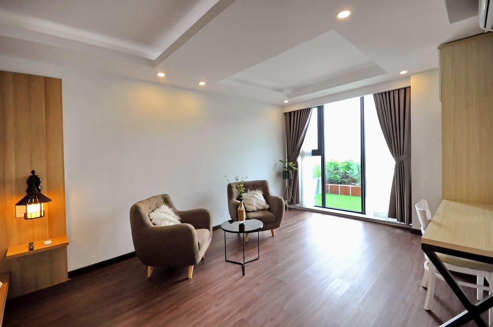 holi sky homes by the beach