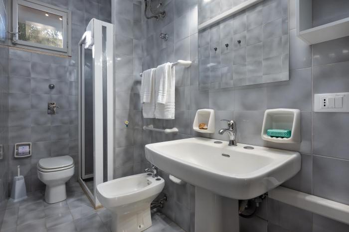 i tre golfi faro blu