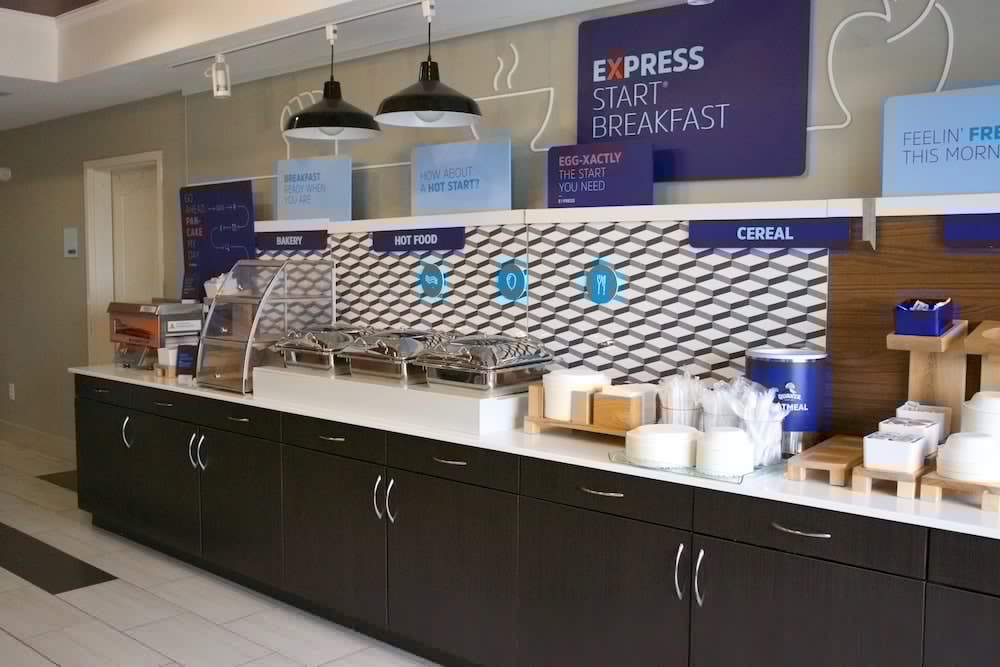 holiday inn express hotel and suites crawfordsville by ihg