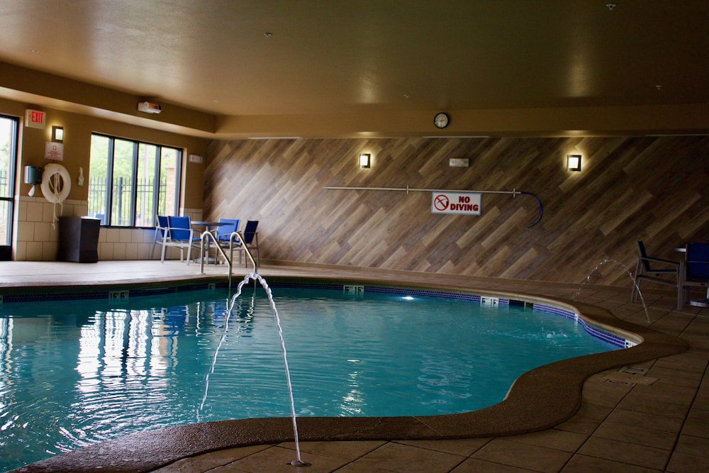 holiday inn express hotel and suites crawfordsville by ihg