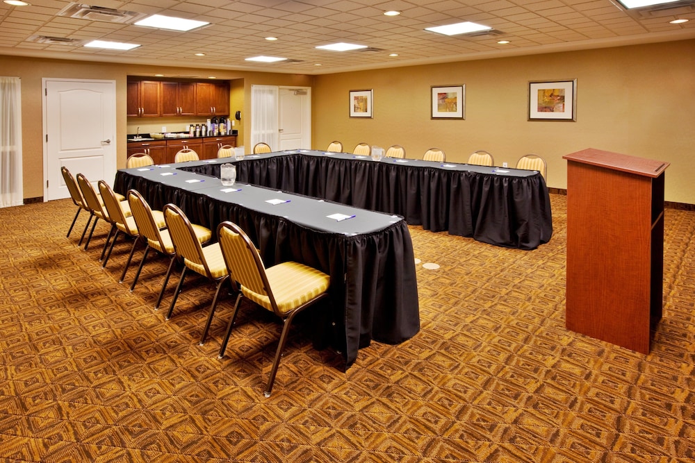 holiday inn express hotel and suites crawfordsville by ihg