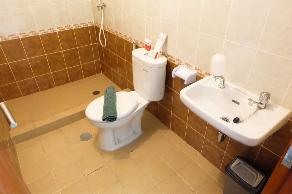 grand palace kemayoran apartment in business district near jiexpo prj