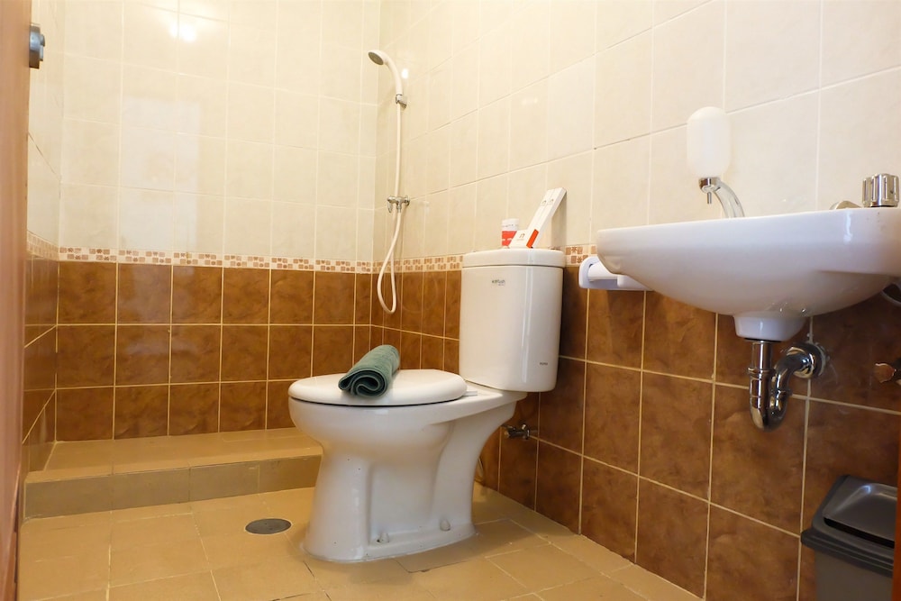 grand palace kemayoran apartment in business district near jiexpo prj