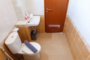 grand palace kemayoran apartment in business district near jiexpo prj
