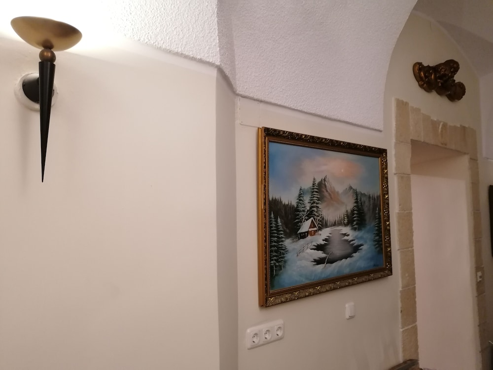 golden star premium apartments