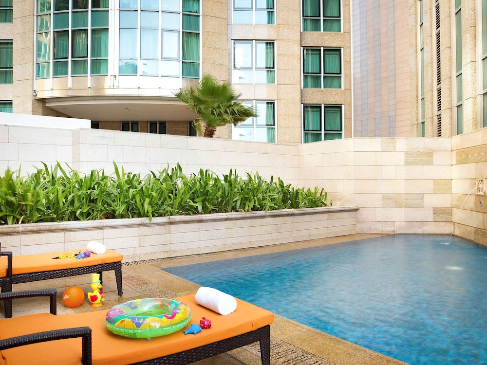 sofitel abu dhabi corniche