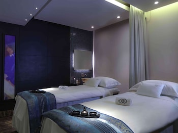 sofitel abu dhabi corniche