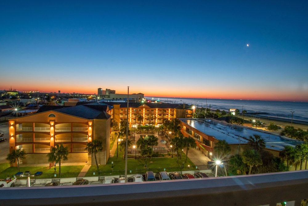 beachfront palms hotel