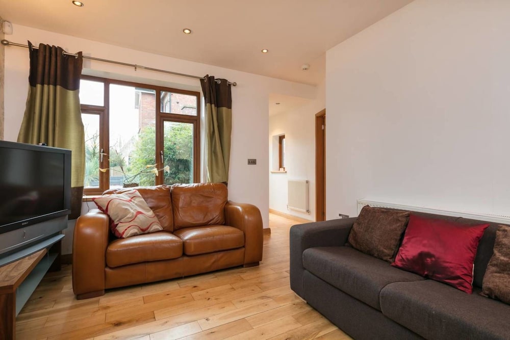 luxury 1bedroom lodge in prestwich