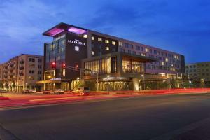 The Alexander,Indiana>>Center Township,4 star