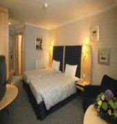 The Bolton Stadium Hotel, A Member Of Radisson Individuals,,3 star