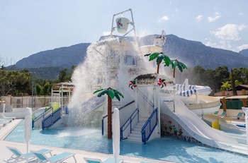 baia kemer club