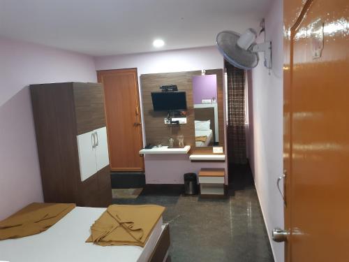 sapphire inn
