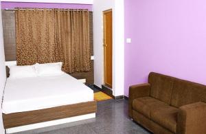 sapphire inn