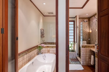 ariyasomvilla