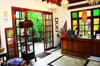 ariyasomvilla