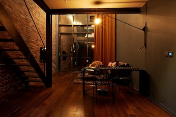 lee design hotel