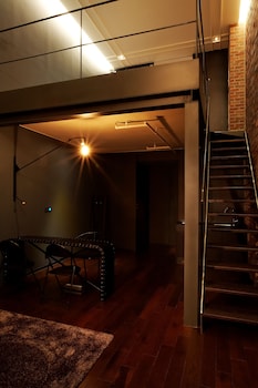 lee design hotel