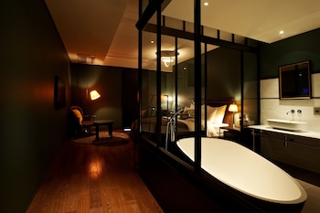 lee design hotel