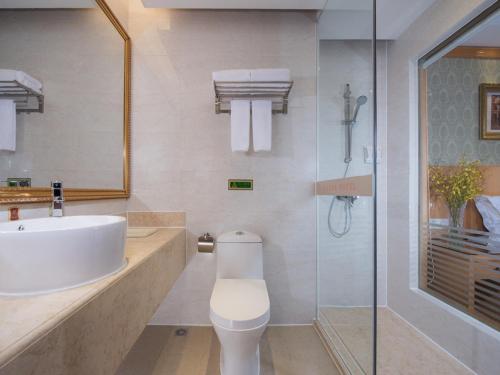 Vienna Hotel Shenzhen Buji Ganli Road Branch,,4 star