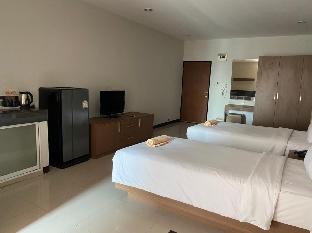 Lee Nova Place,,3 star