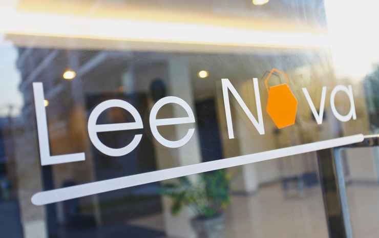 lee nova place