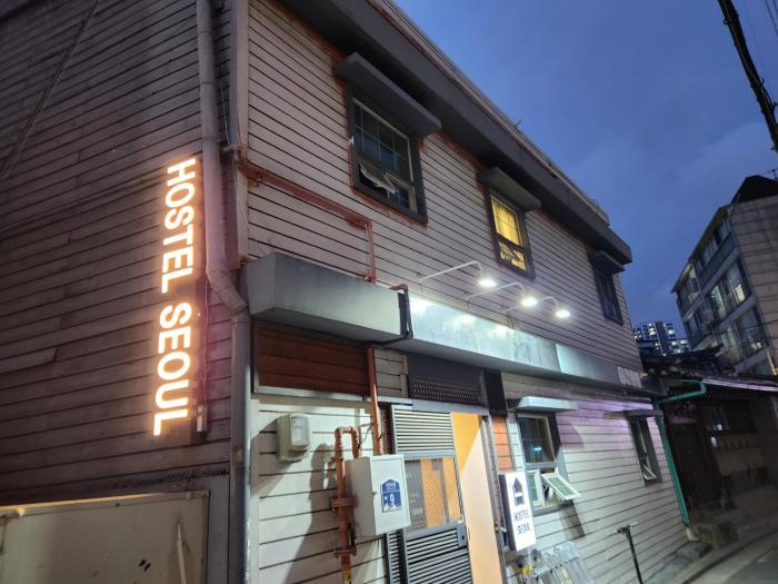 hostel seoul