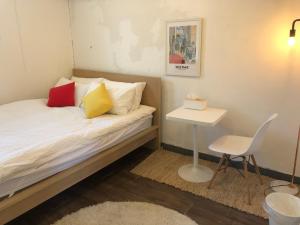 hostel seoul