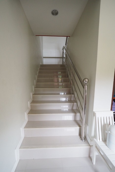 sorn waree apartment