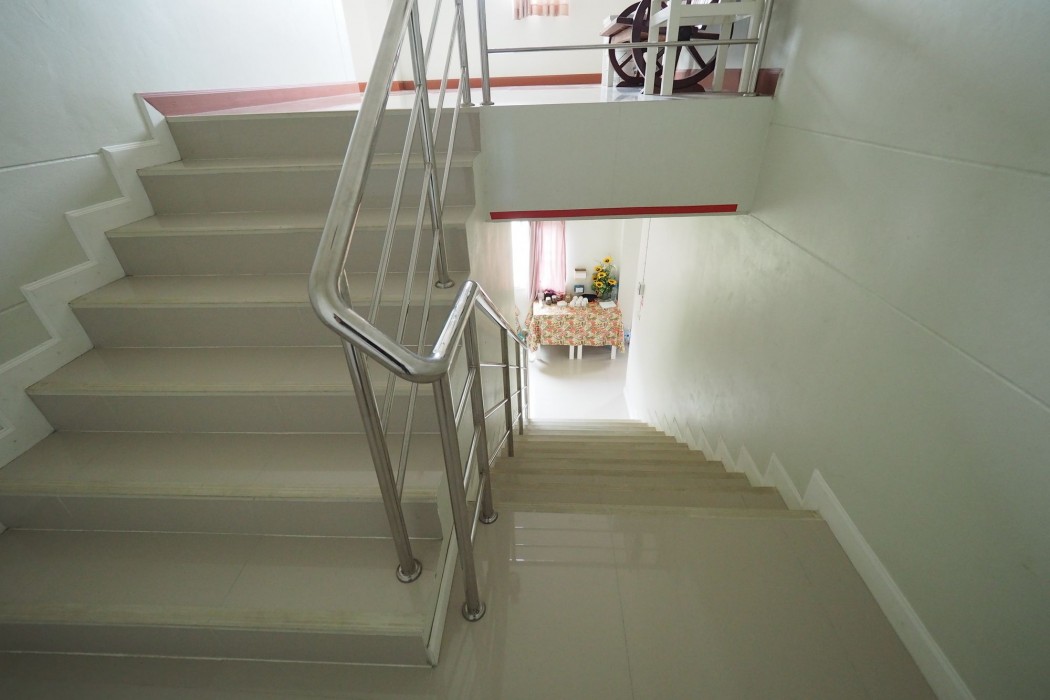 sorn waree apartment