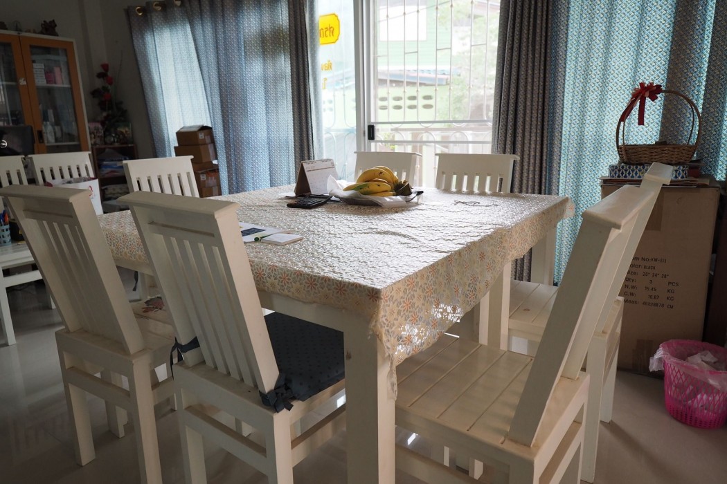 sorn waree apartment