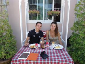 sorn waree apartment