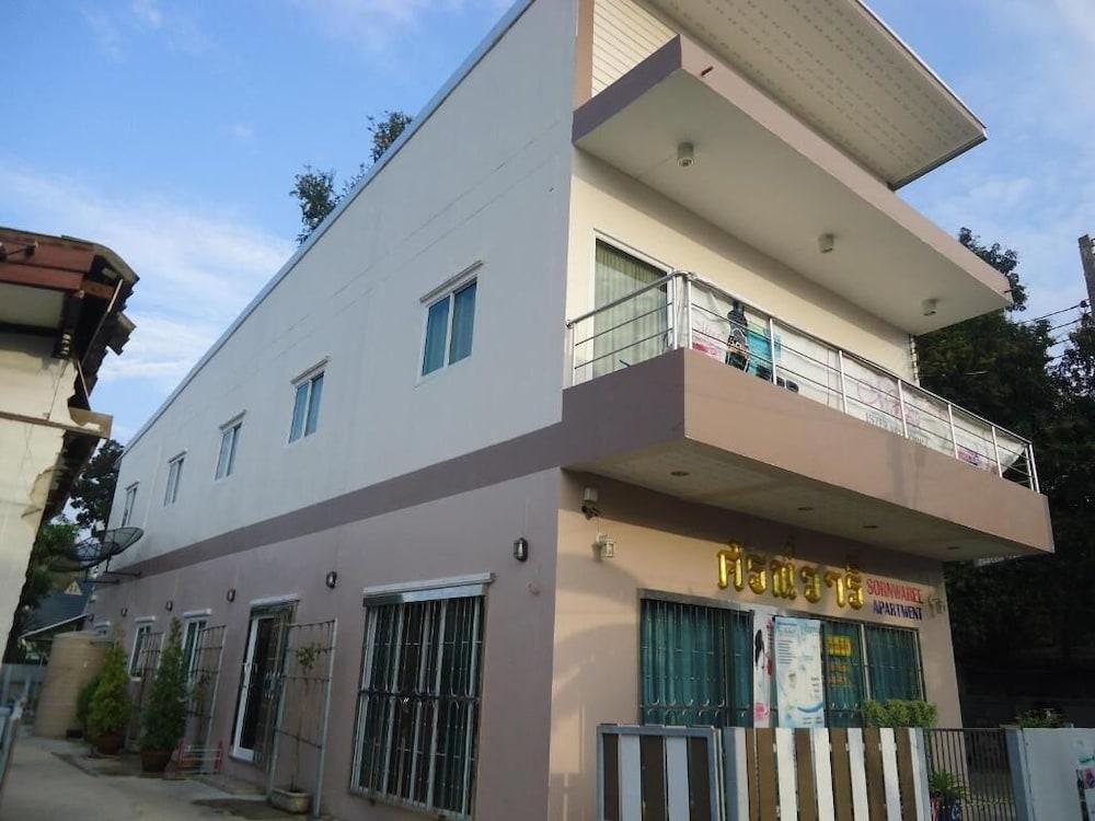sorn waree apartment