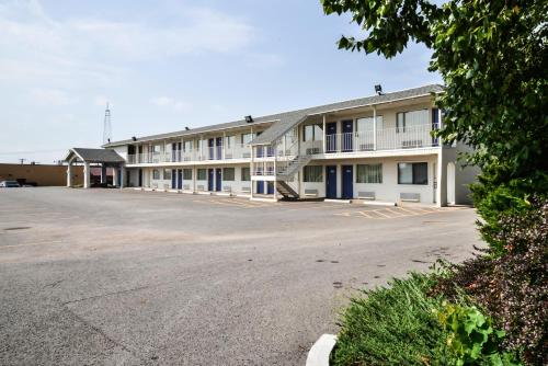 motel 6 saint joseph mo