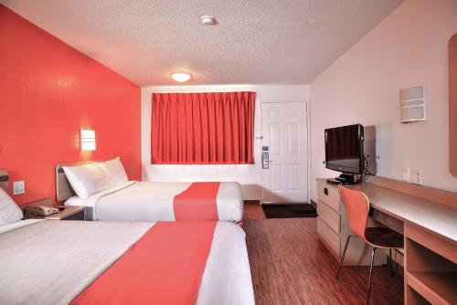 motel 6 saint joseph mo