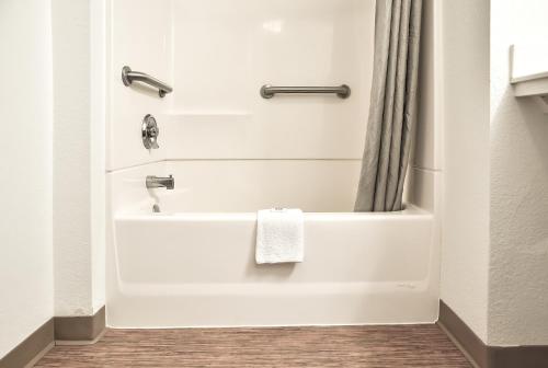 motel 6 saint joseph mo