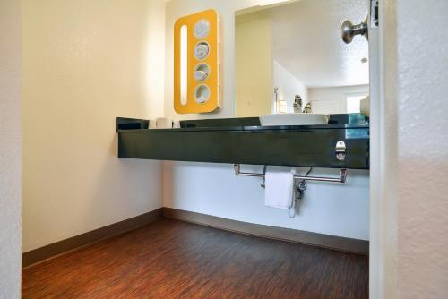 motel 6 saint joseph mo