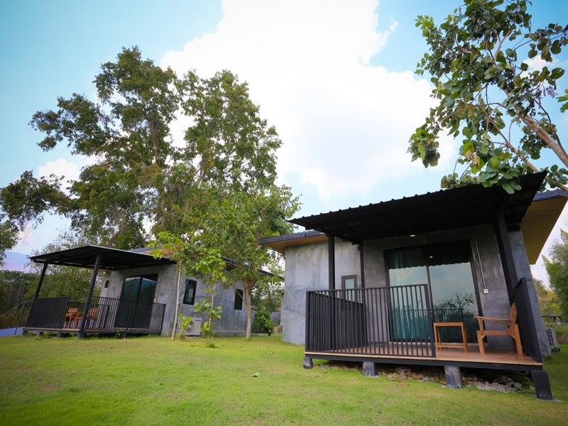 loft berry resort