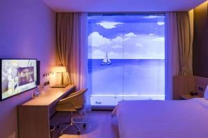 iu hotel guangzhou taihe square branch