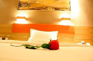 7 days premiuma neijiang wanda plaza