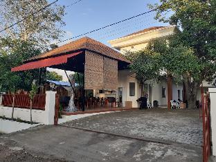 east marina guesthouse